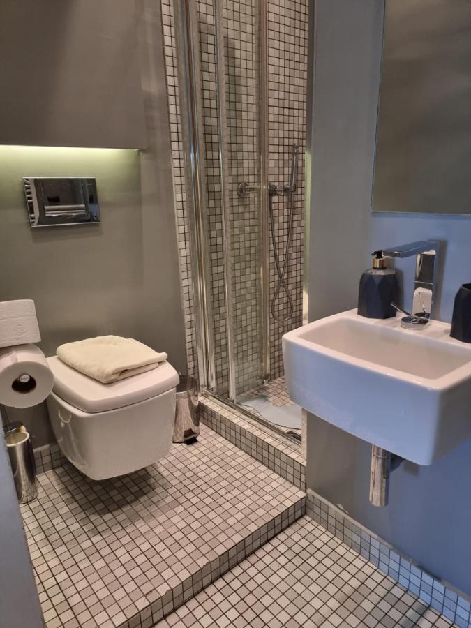 Luxury Living Athens By Yha Apartment Bagian luar foto